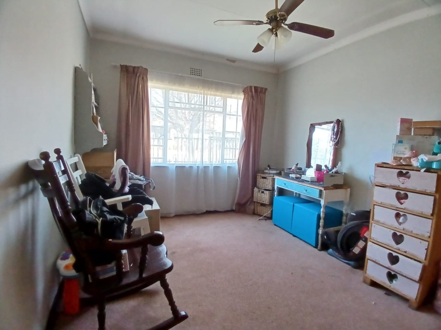To Let 3 Bedroom Property for Rent in Vaalpark Free State